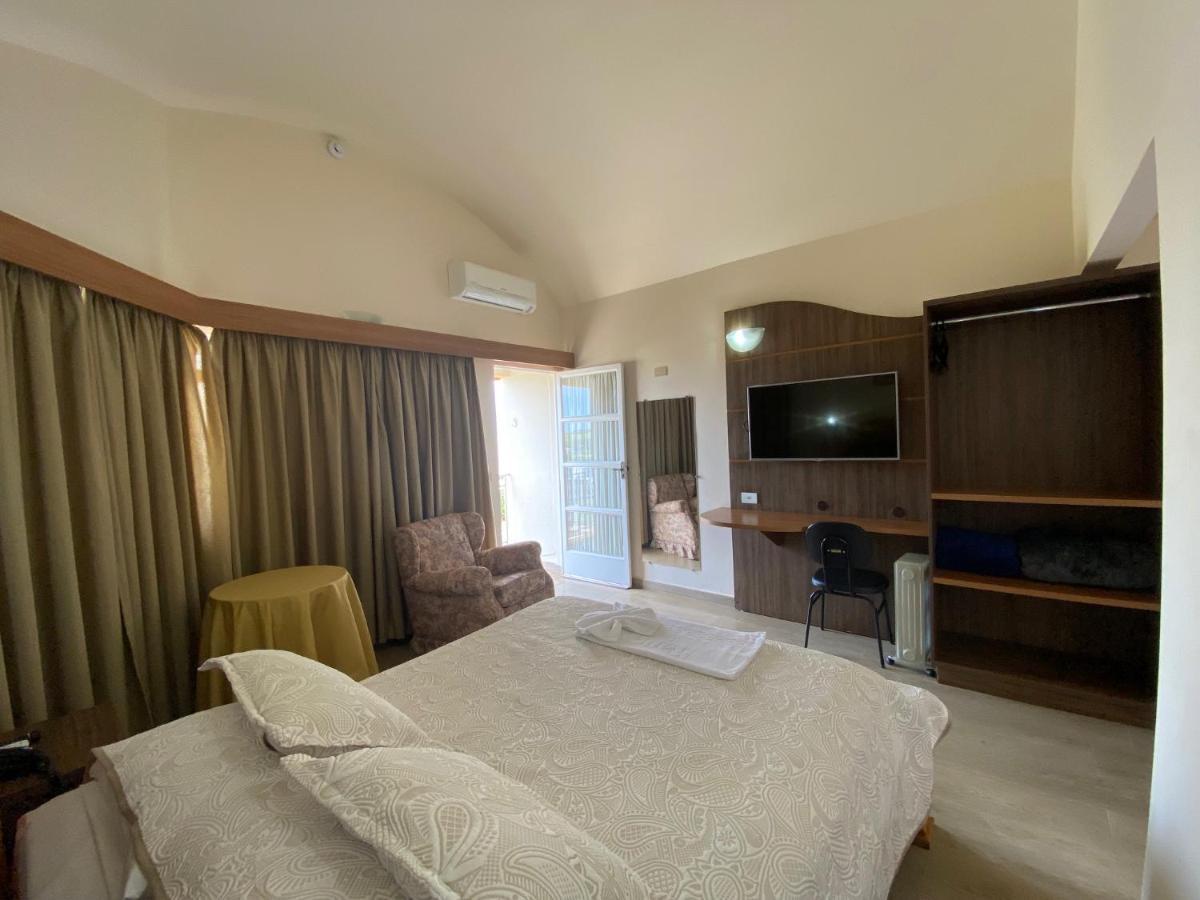 Kanoa Hotel Santo Antônio da Platina Eksteriør bilde